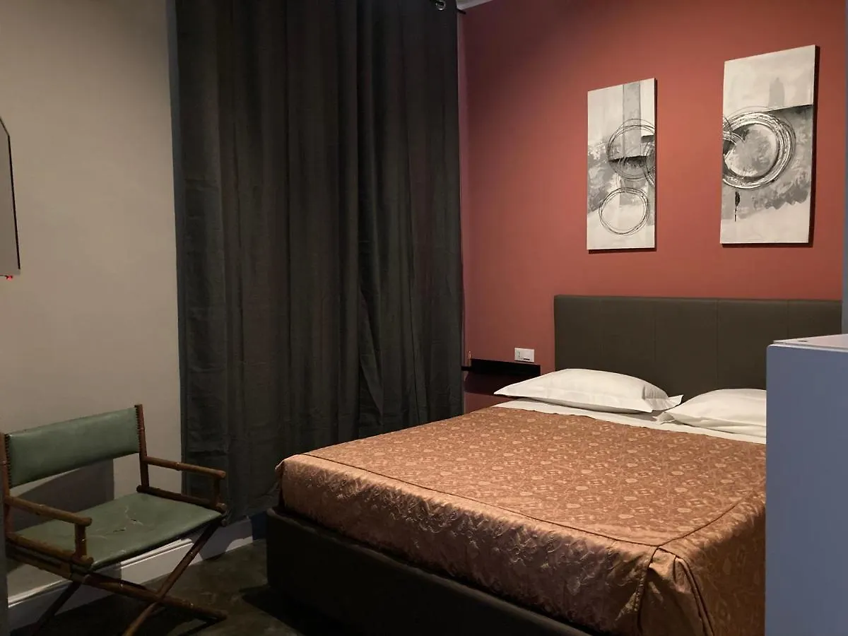 Hotel Calypso Milan 0*,  Italy